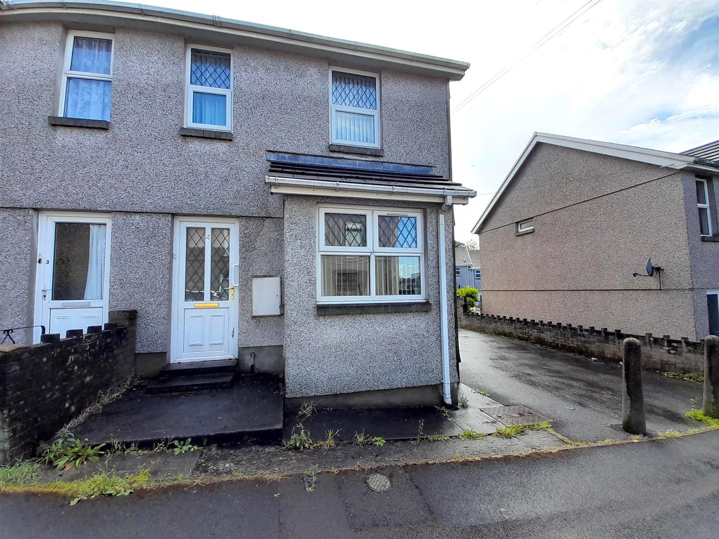 Cwrt Elusendy, Llanelli, SA15 1LD